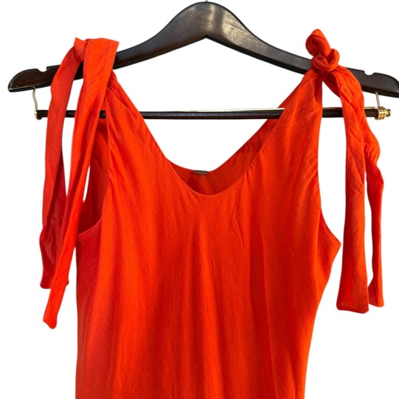 Elegant Red Maxi Summer Dress
New, without tag. - Picture 2 of 3